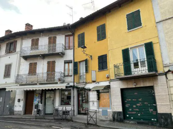 Casa indipendente in vendita a Gassino Torinese