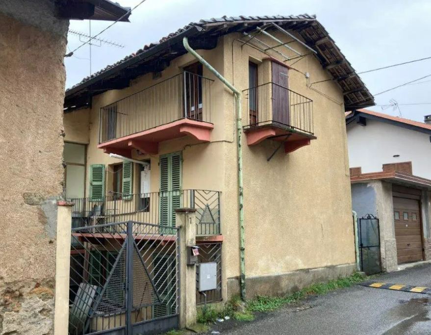 Casa indipendente in vendita a Val della Torre