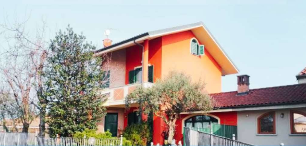 Villa in vendita a Bricherasio