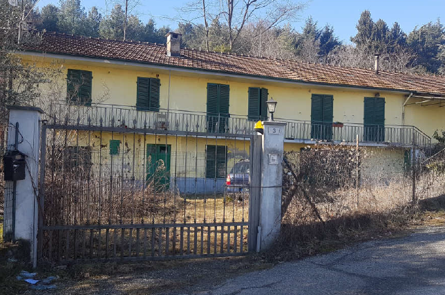 Casa indipendente da ristrutturare a Bricherasio