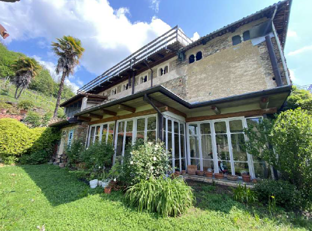 Villa in vendita a Parella