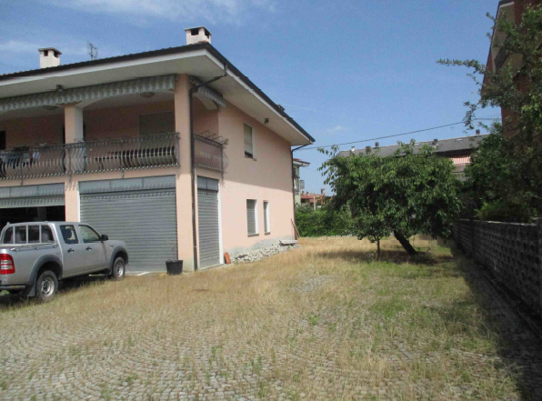 Villa Bifamiliare in vendita a Castellamonte