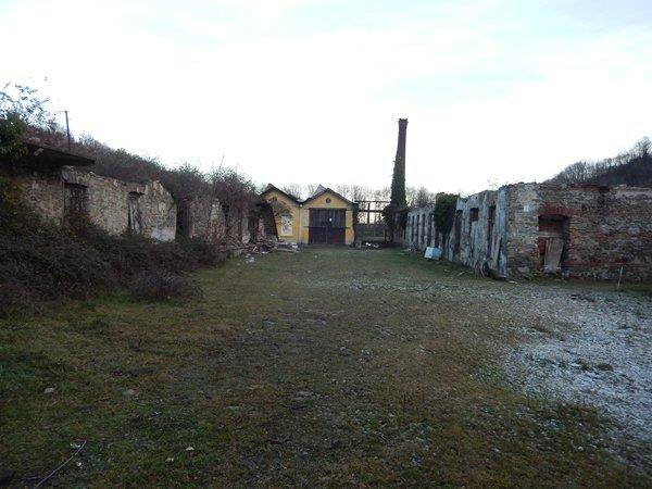 Capannone in vendita a Coazze