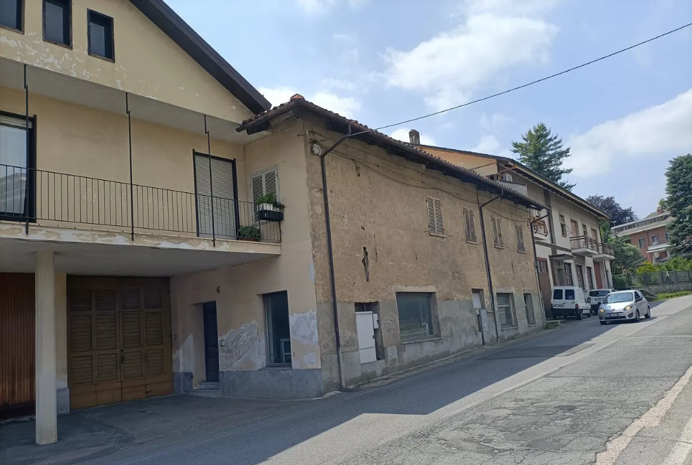 Capannone in vendita a Strambino