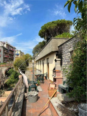 Villa Bifamiliare in vendita a Genova