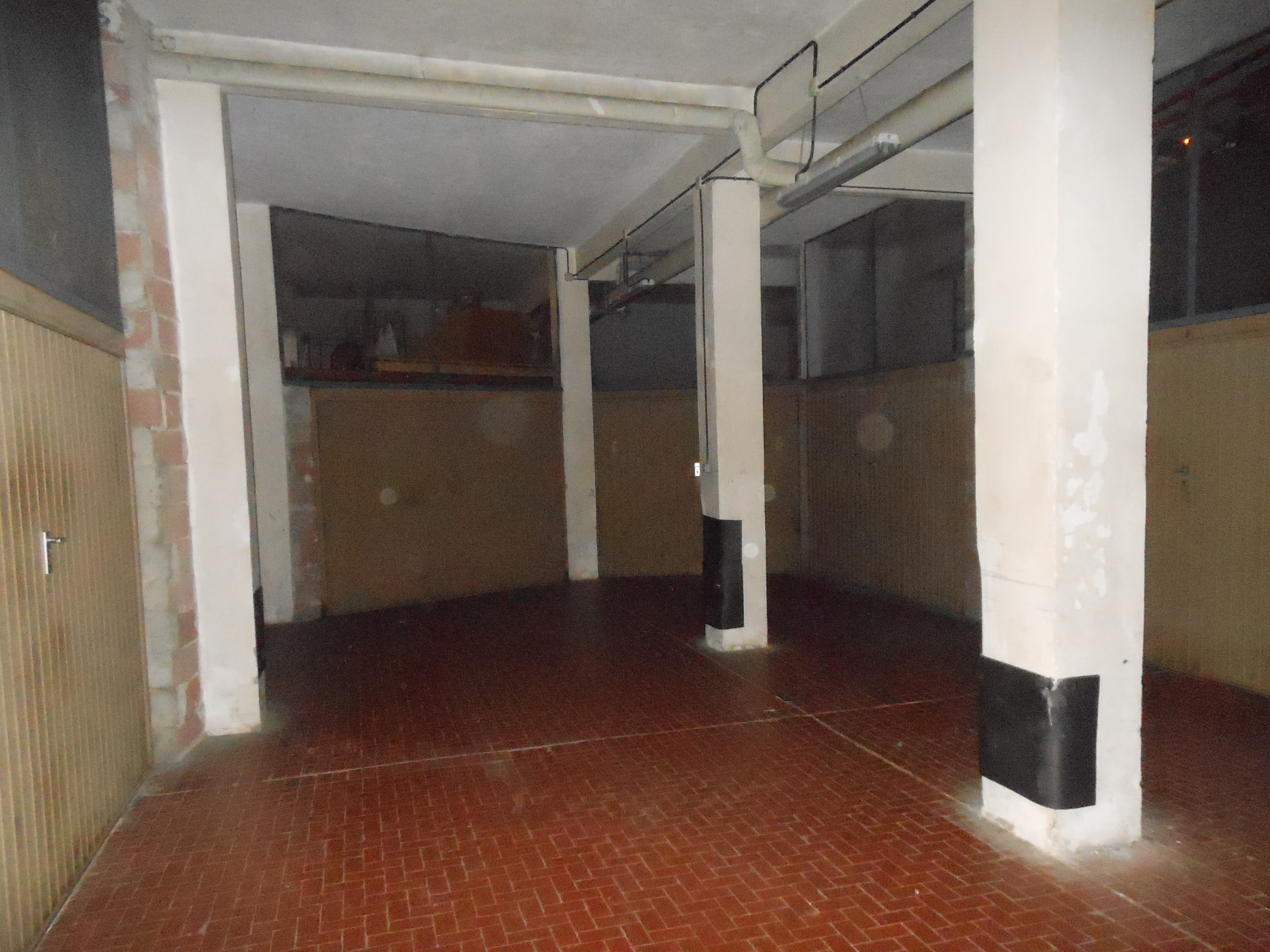 Box/Garage 62mq in vendita a Genova