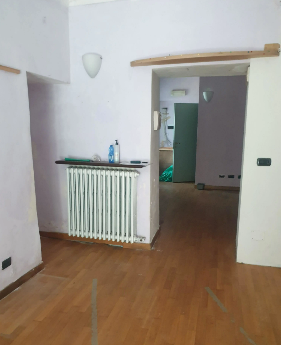 Negozio in vendita a Lanzo Torinese