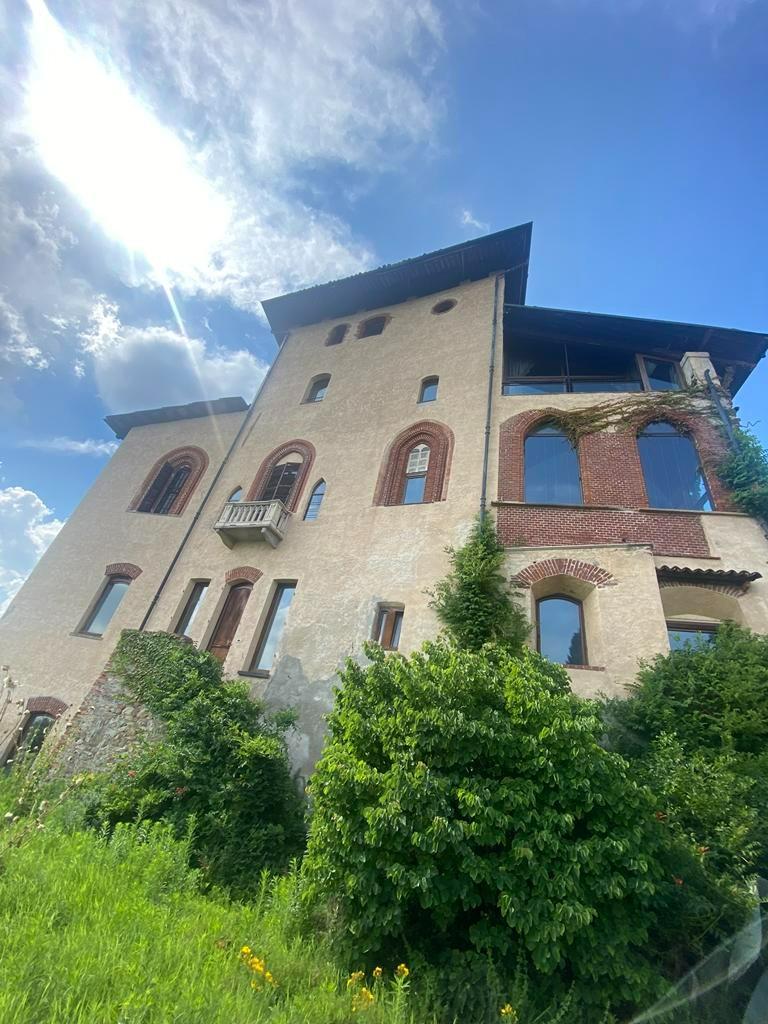 Castello in vendita a Piossasco