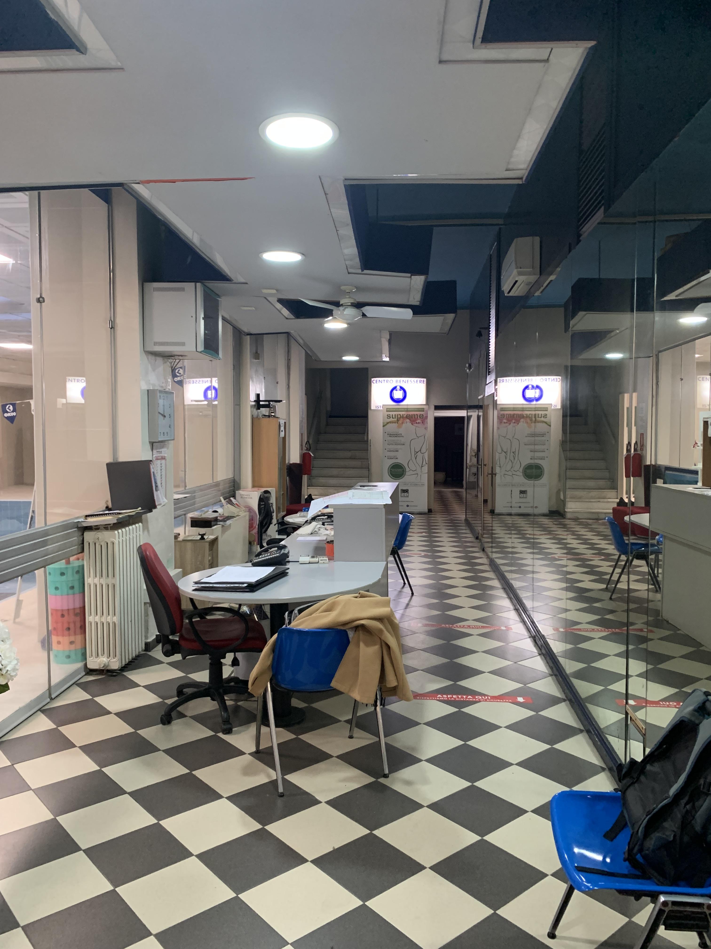 Locale commerciale in vendita a Torino