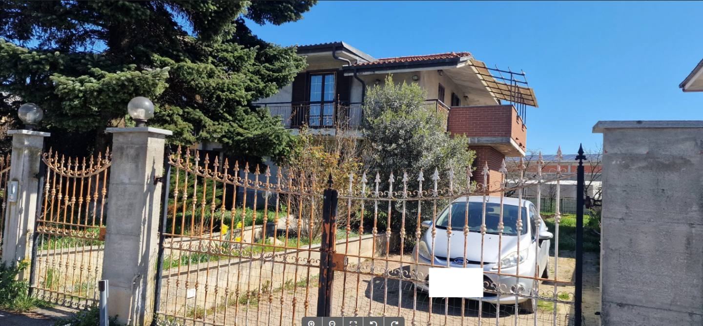Villa Bifamiliare in vendita a Frossasco