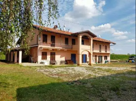 Stabile/Palazzo in vendita a Favria
