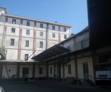 Capannone in vendita a Ivrea