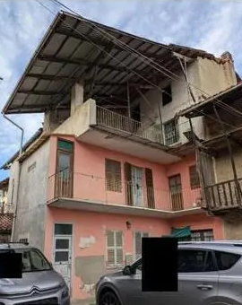 Casa indipendente in vendita a Piverone