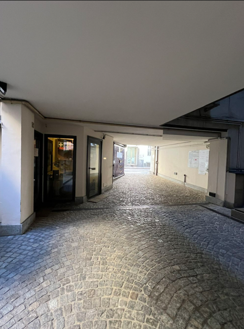 Box/Garage 10mq in vendita a Torino