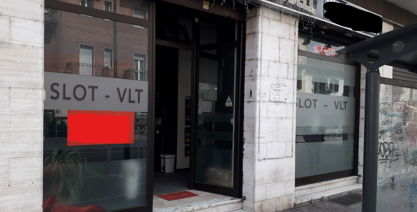 Negozio in vendita a Moncalieri