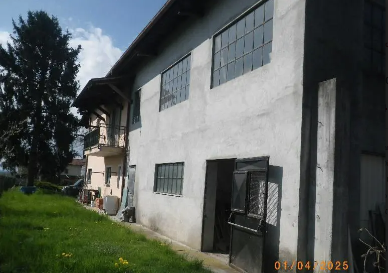 Capannone in vendita a Rivarolo Canavese