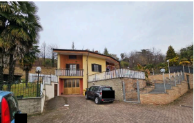 Villa in vendita a Sciolze