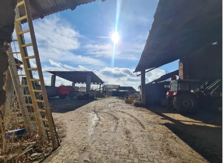 Rustico in vendita a Ciri�