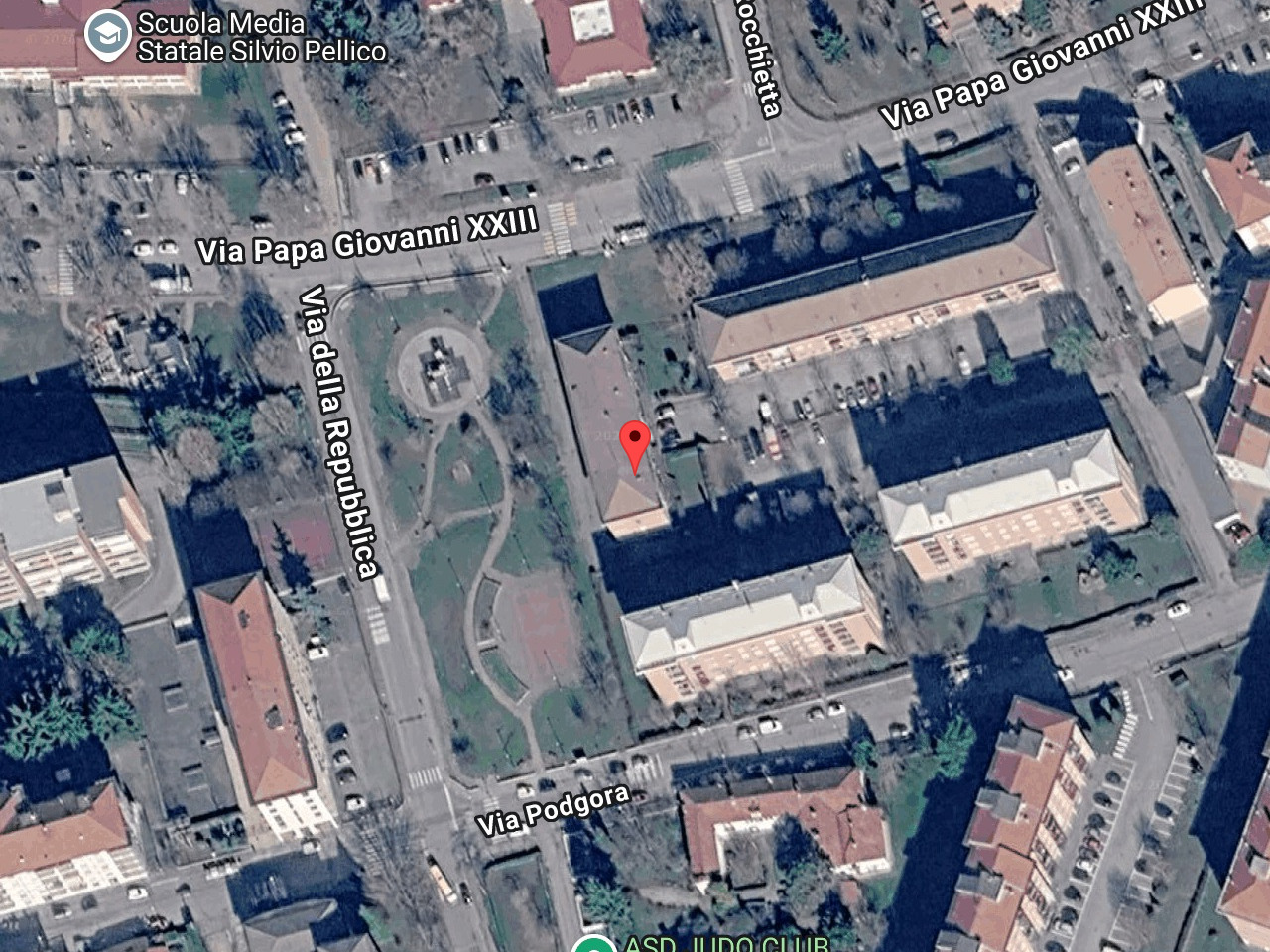 Quadrilocale in vendita a Pinerolo