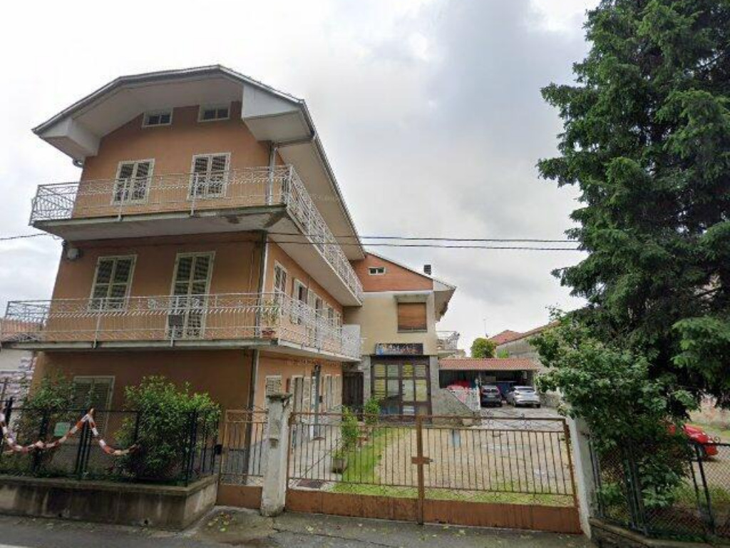 Casa indipendente in vendita a Ciri�