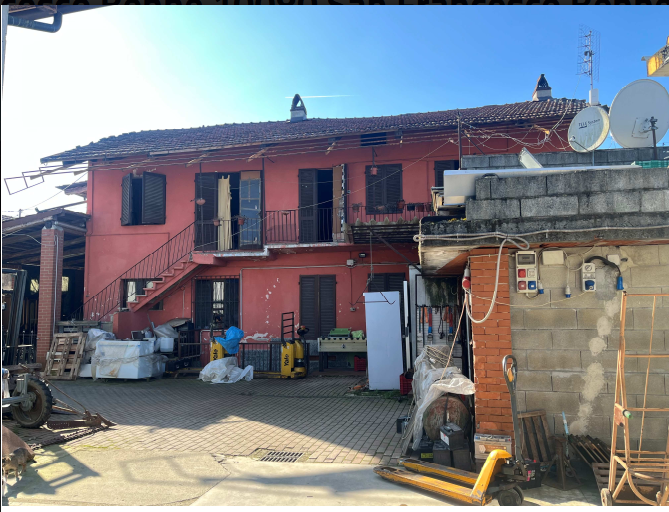 Casa indipendente in vendita a Ivrea