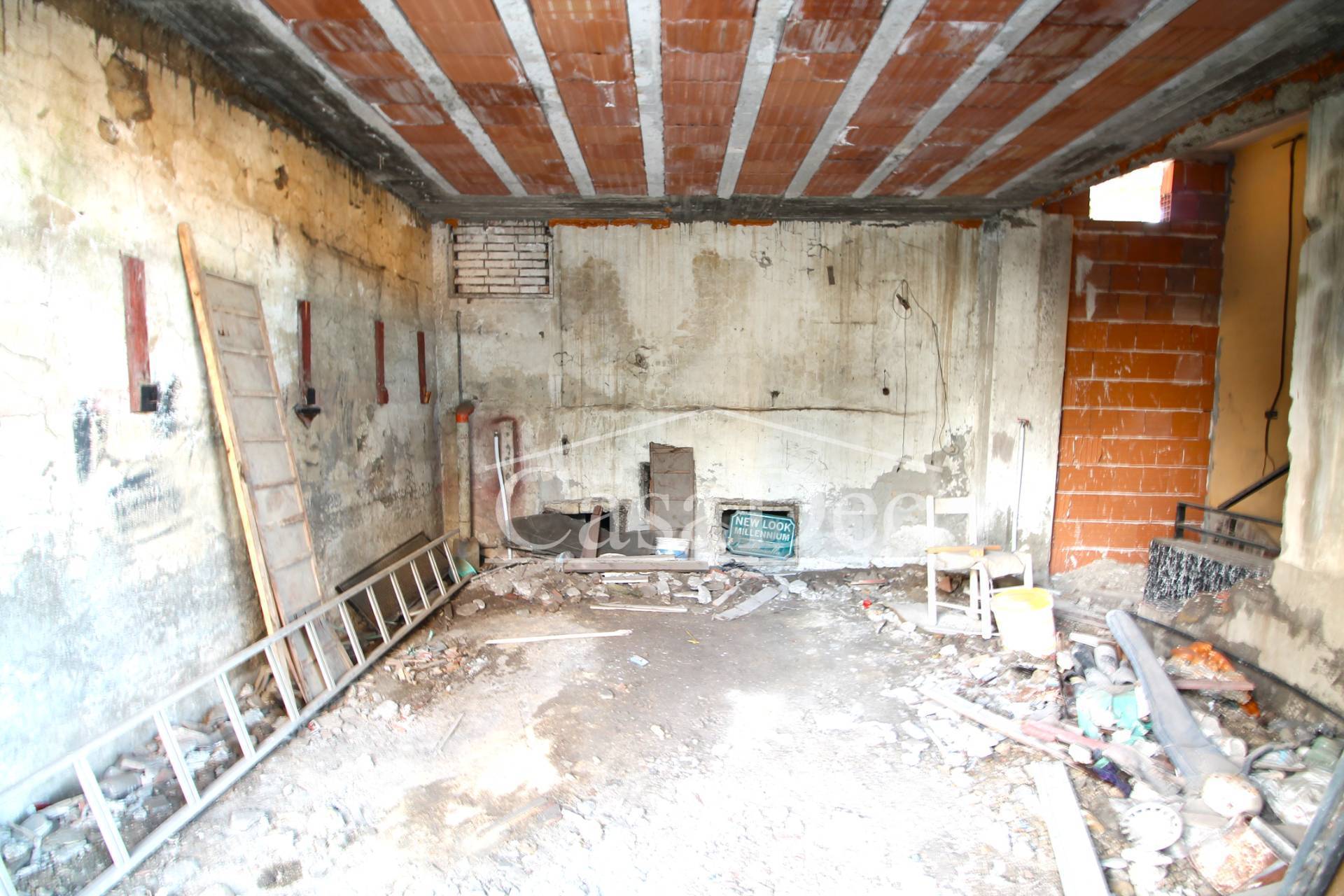 Deposito in affitto a Trentola-Ducenta