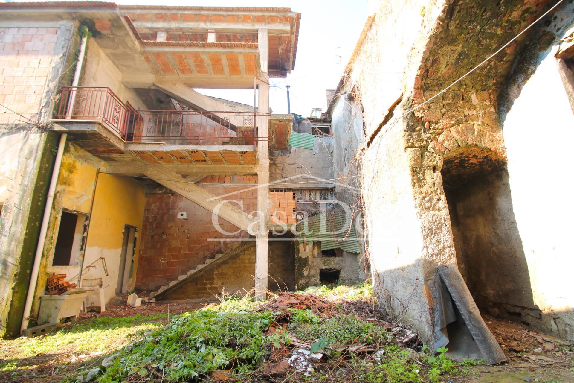 Casa singola in vendita a Casapesenna