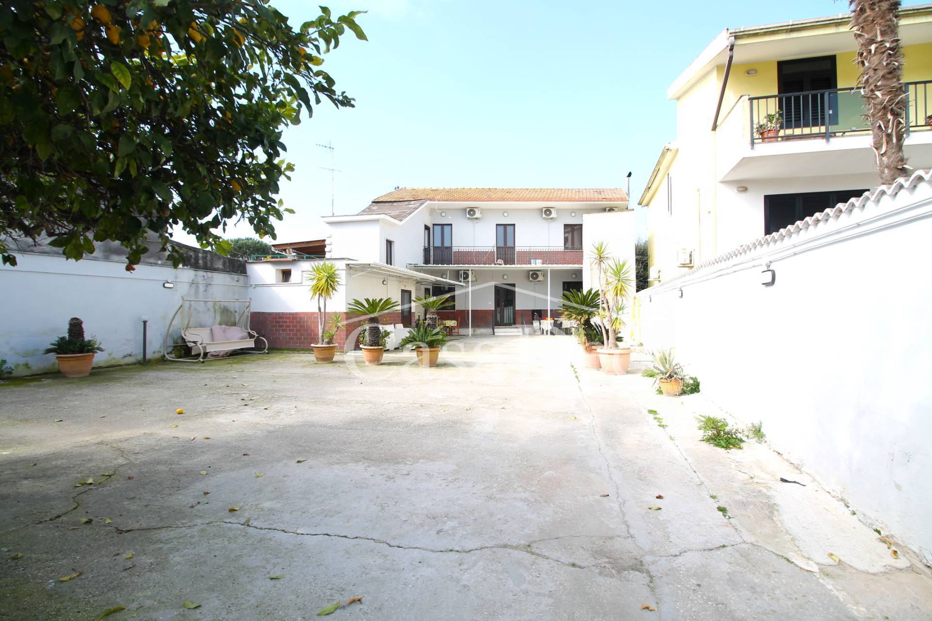 Casa singola in vendita a Villa Literno