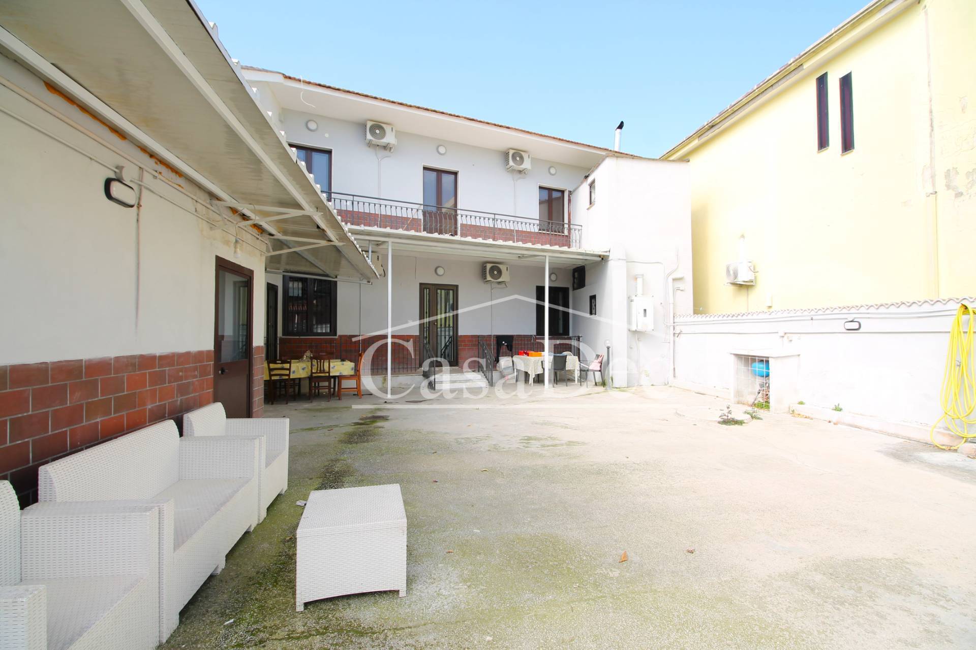 Casa singola in vendita a Villa Literno