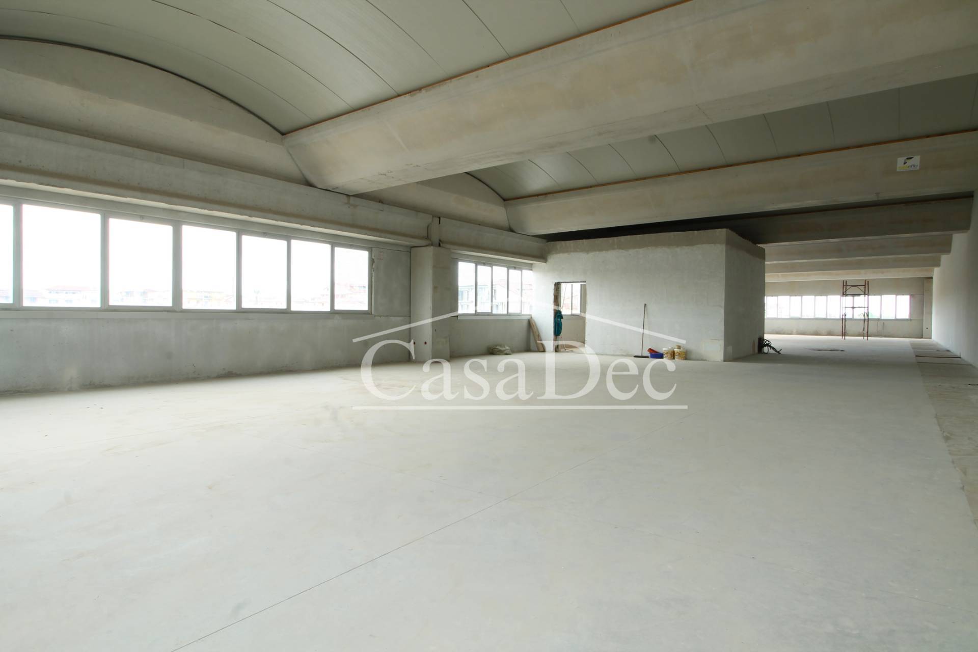 Locale commerciale in affitto a San Marcellino