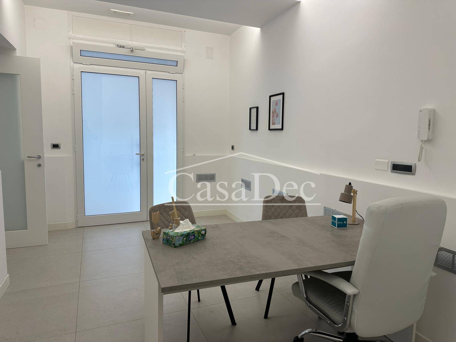 Studio/Ufficio in affitto a Aversa