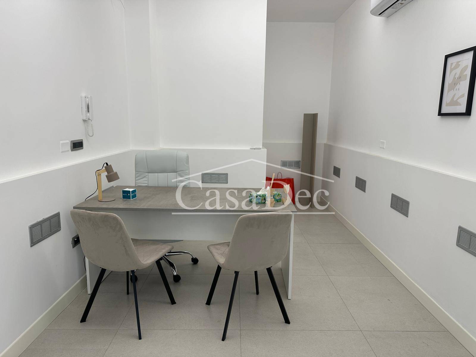 Studio/Ufficio in affitto a Aversa