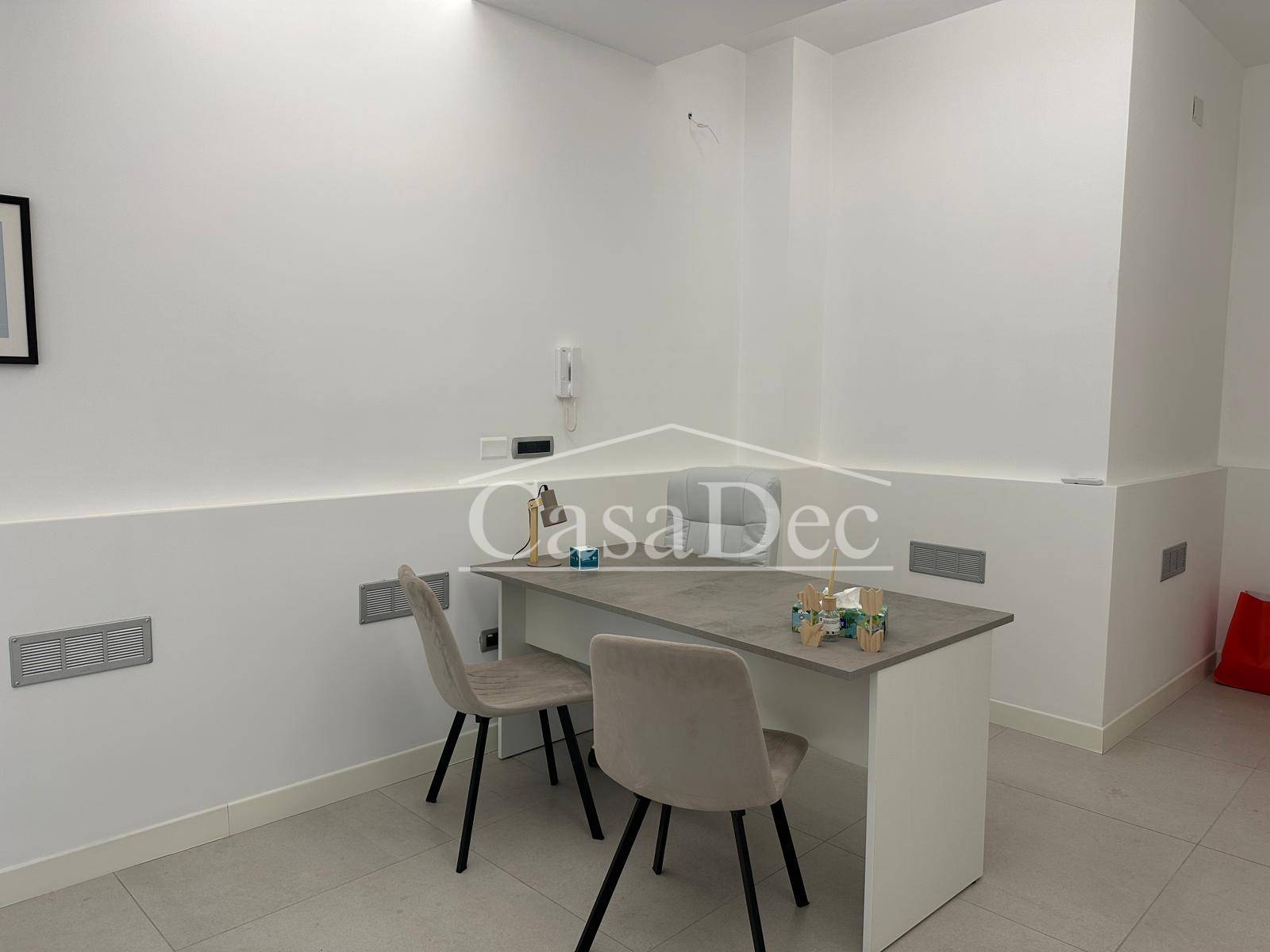 Studio/Ufficio in affitto a Aversa