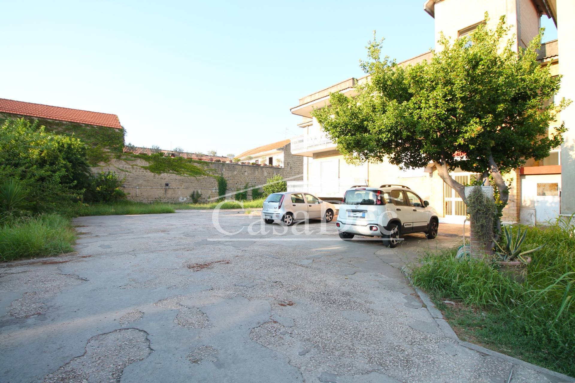 Garage in vendita a Frignano