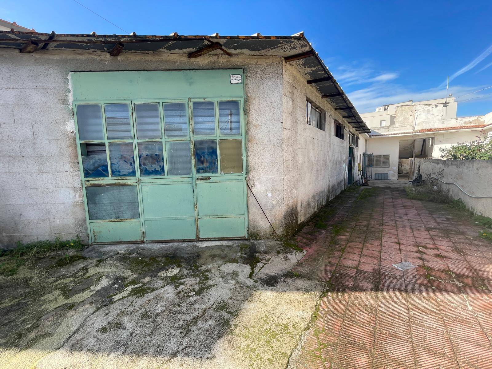 Casa indipendente con terrazzo, Taranto solito