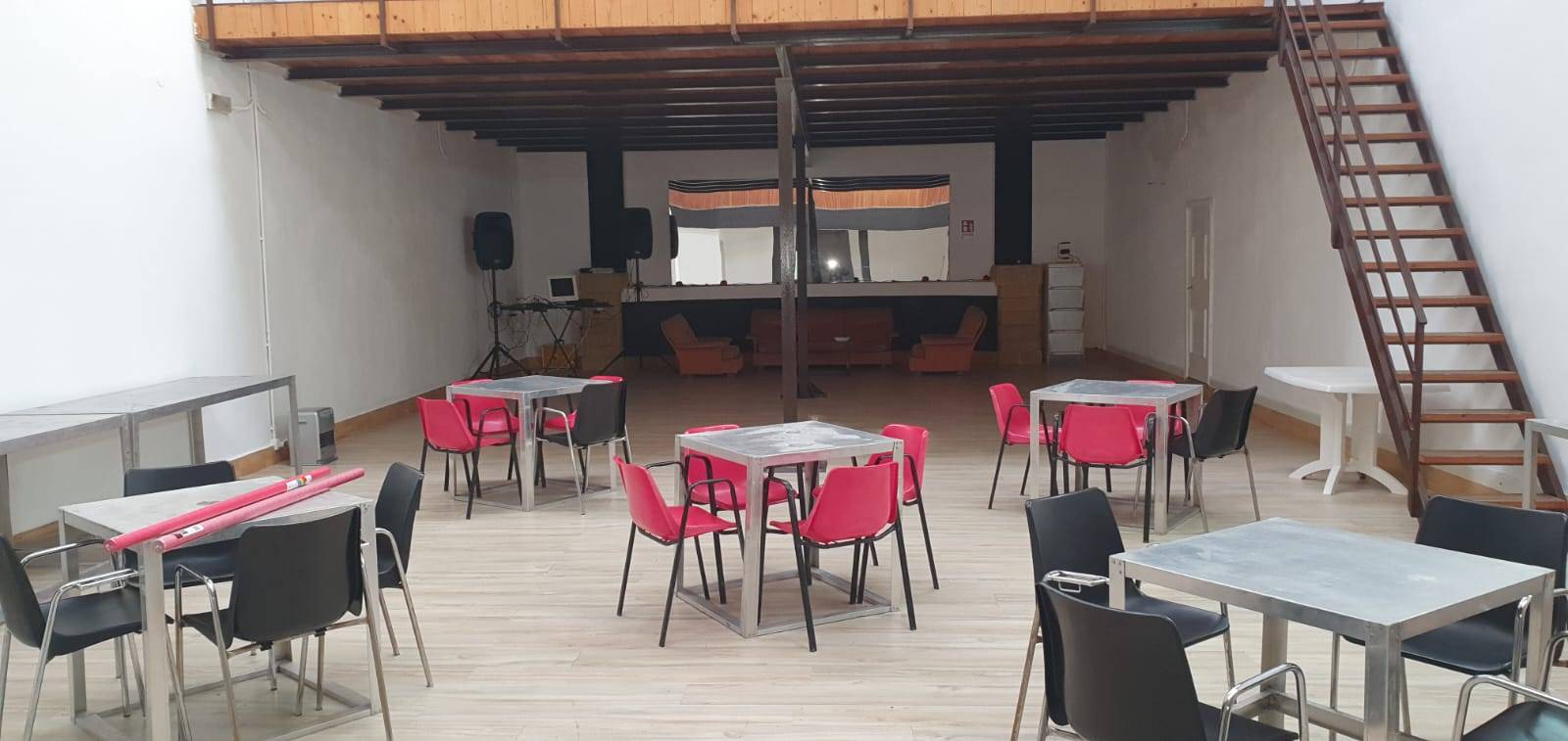 Attivit commerciale in vendita a Guagnano