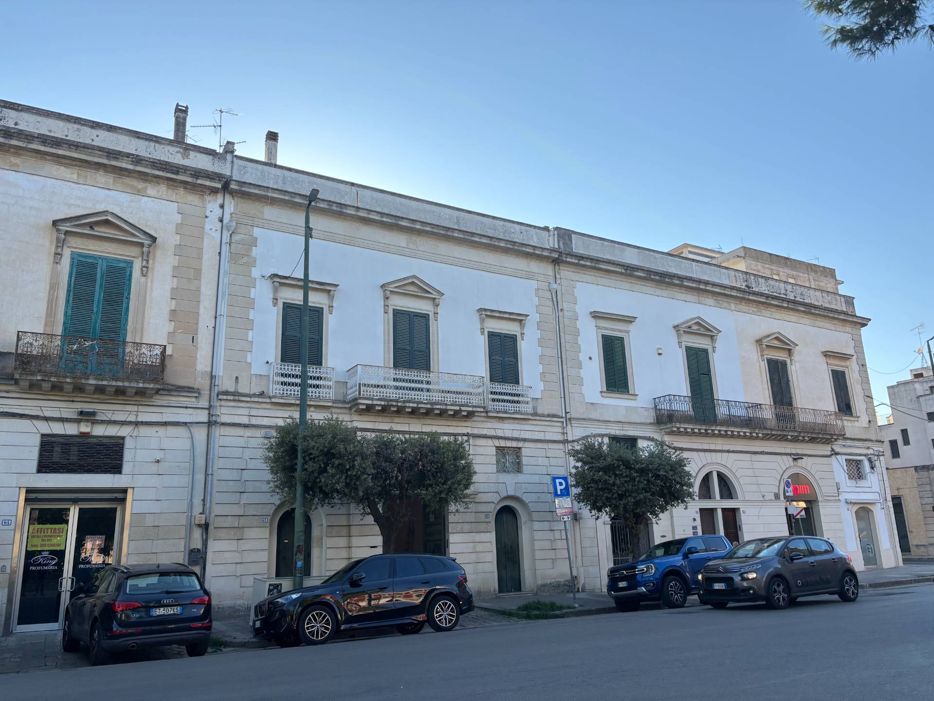 Palazzo intero stabile in vendita a Galatina