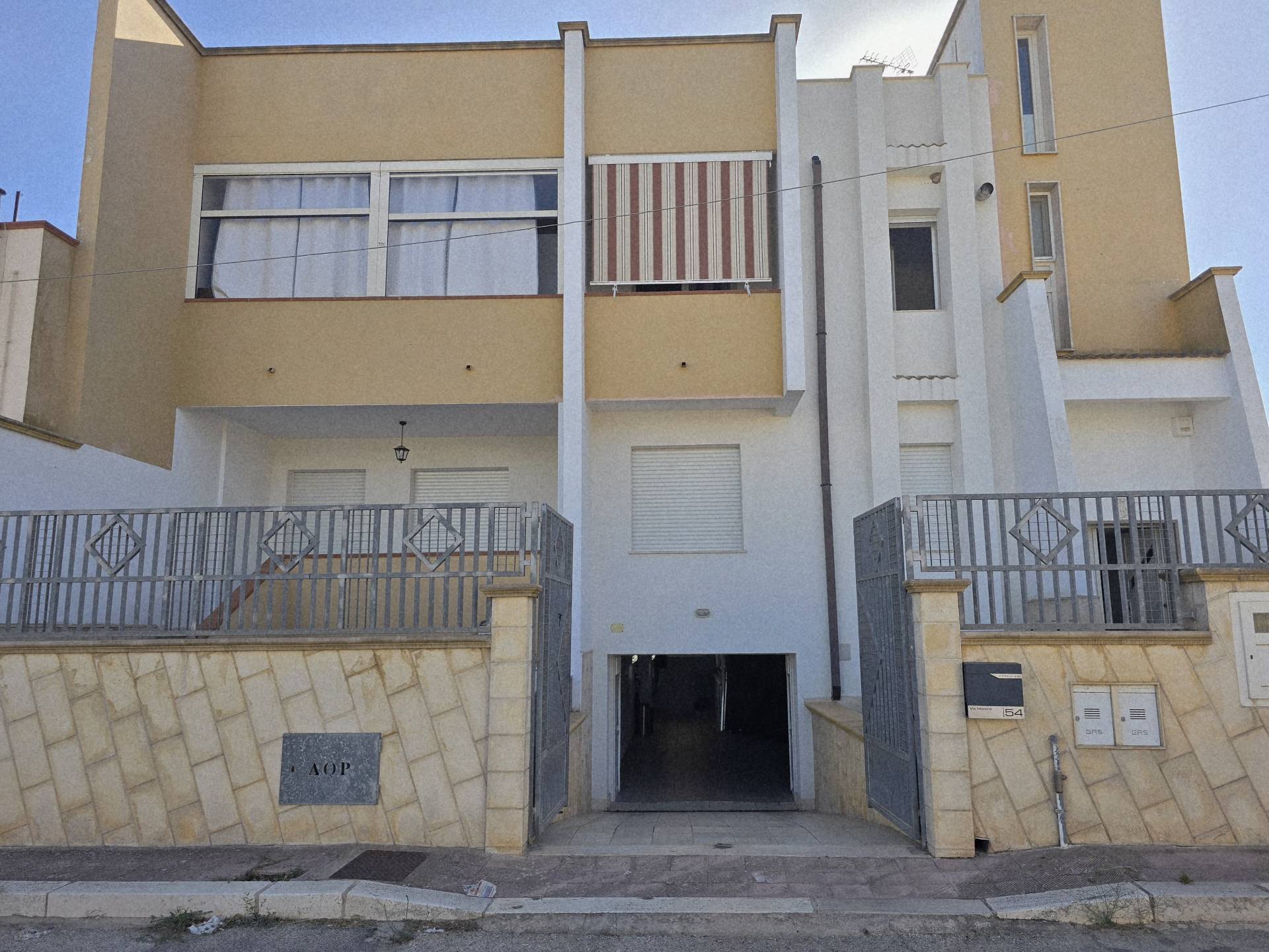 Villa in vendita a Lizzano