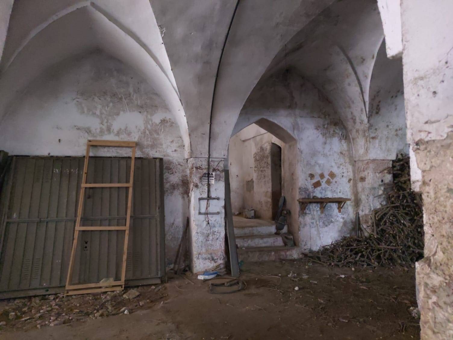 Locale commerciale in vendita a Ugento, Ugento Paese