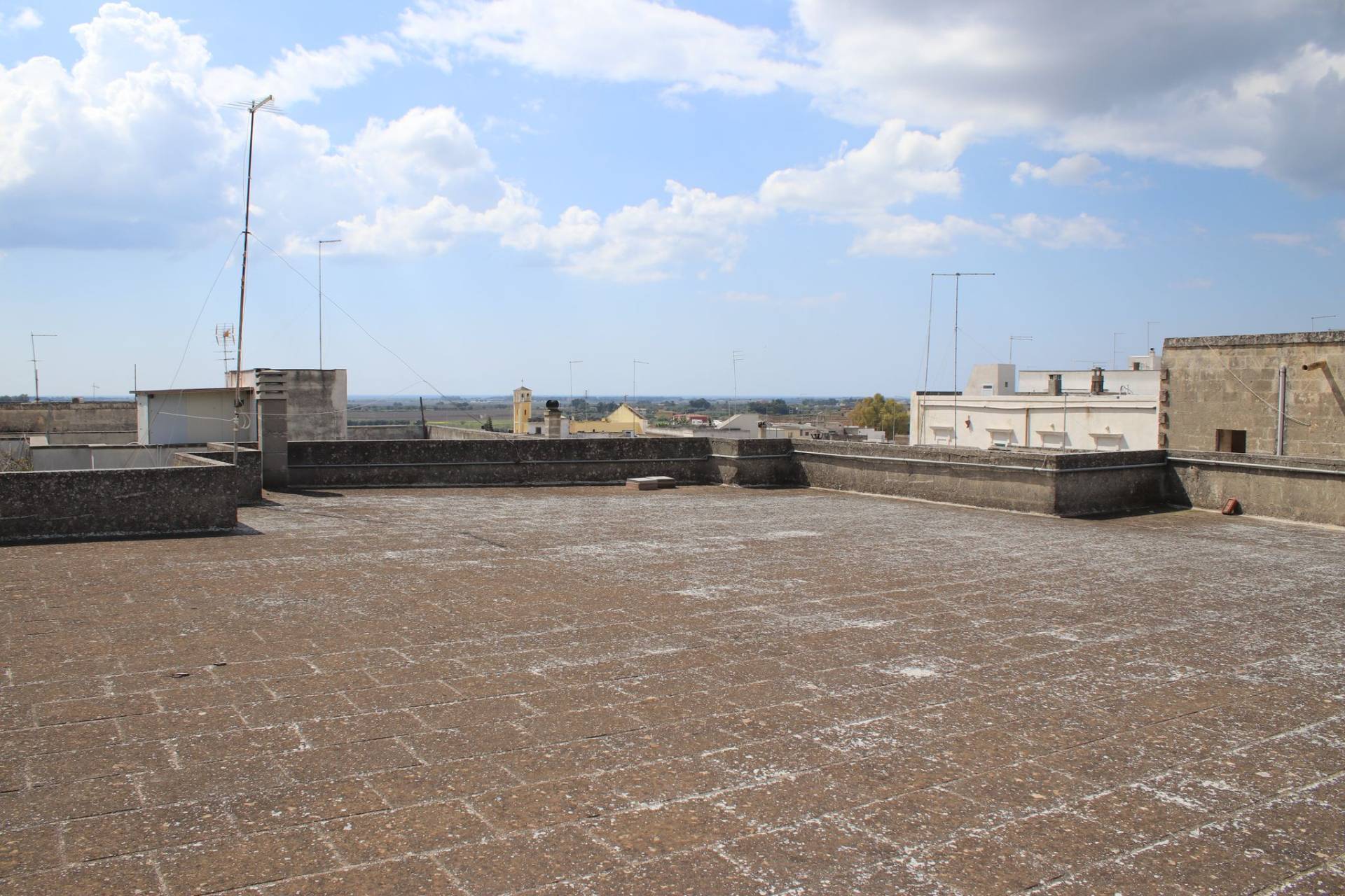 Appartamento in vendita a Lizzano