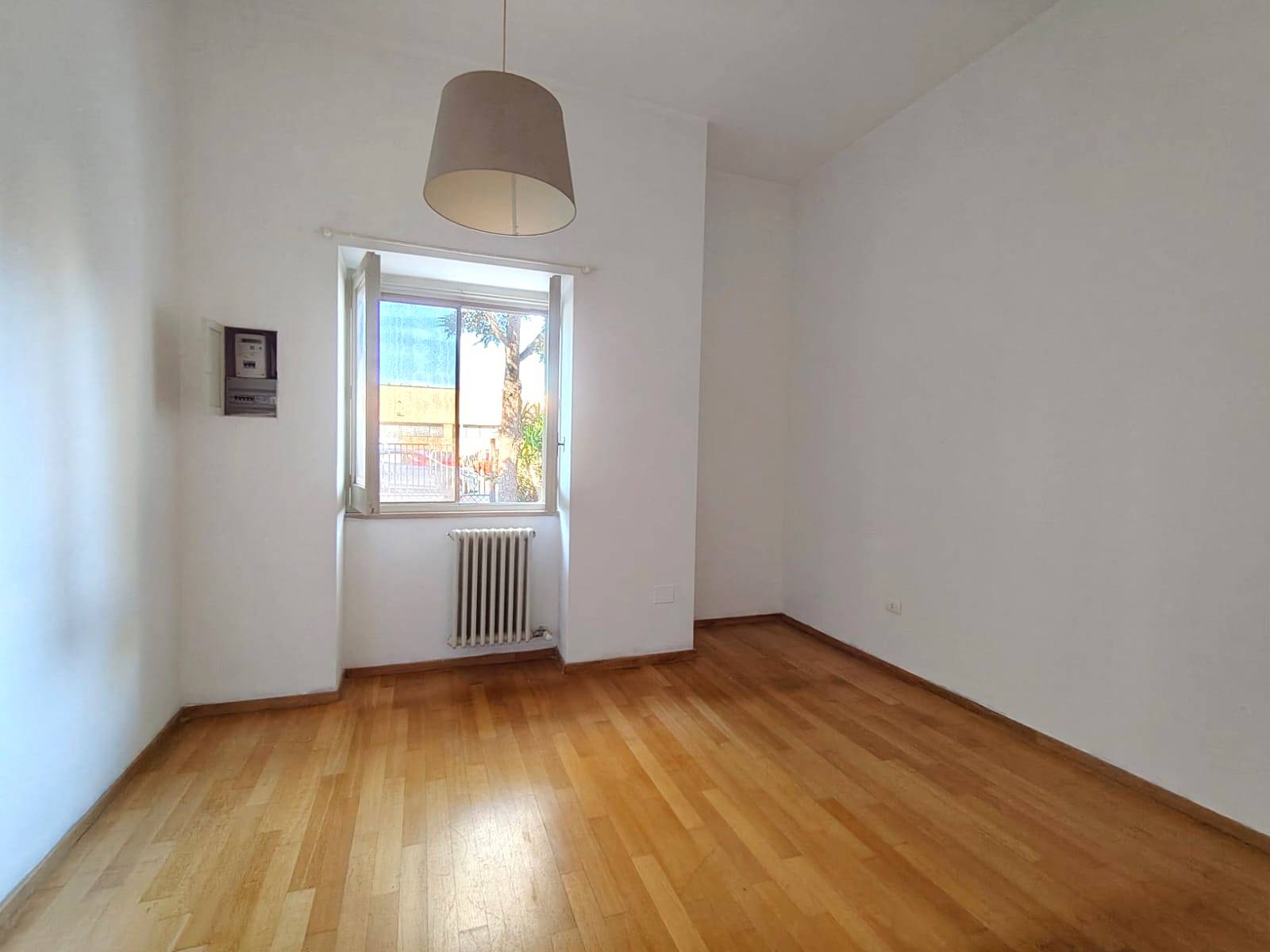 Casa semindipendente in vendita a Lecce, Zona Casermette