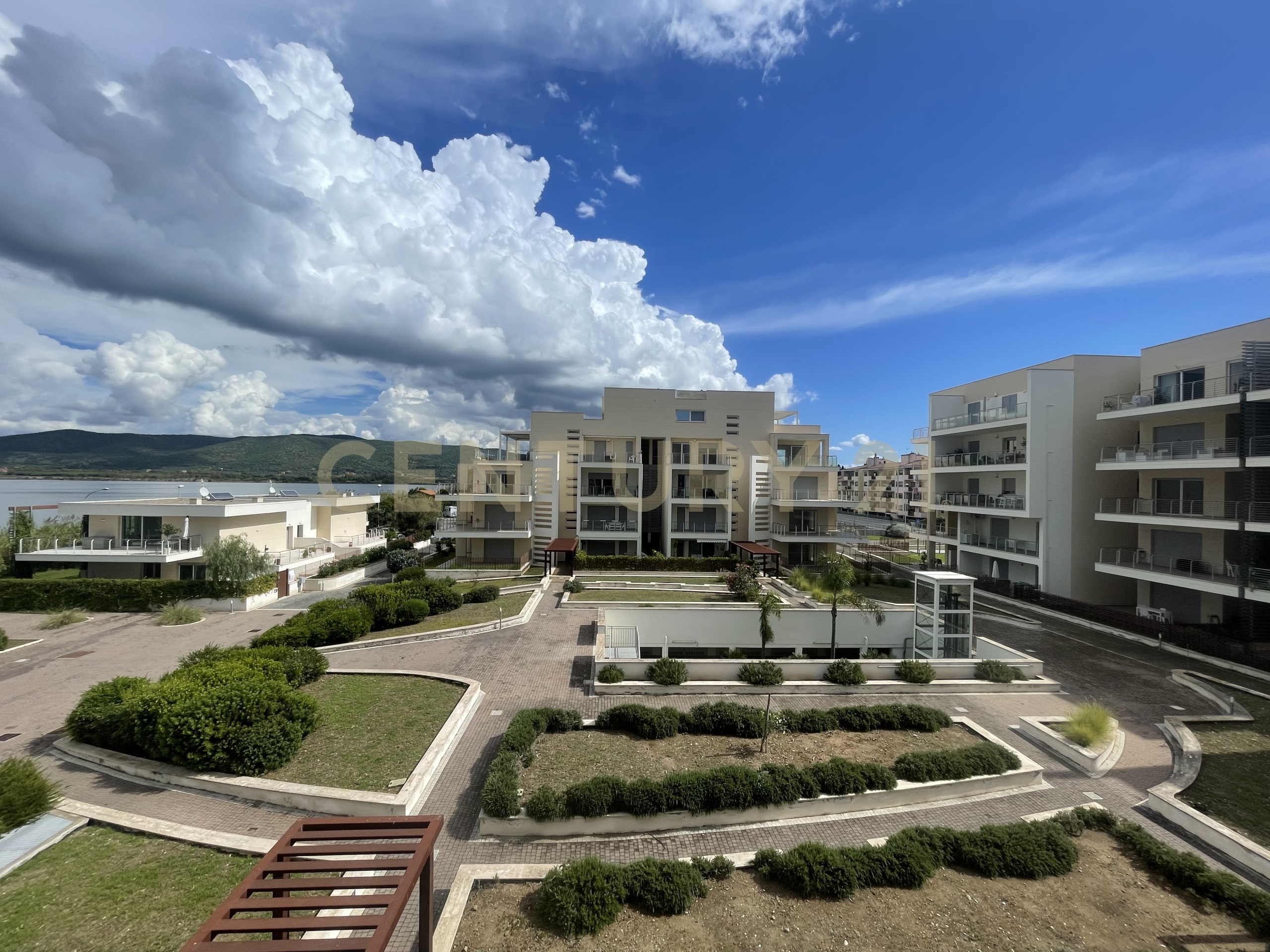 Appartamento con giardino in via sandro pertini, Monte Argentario