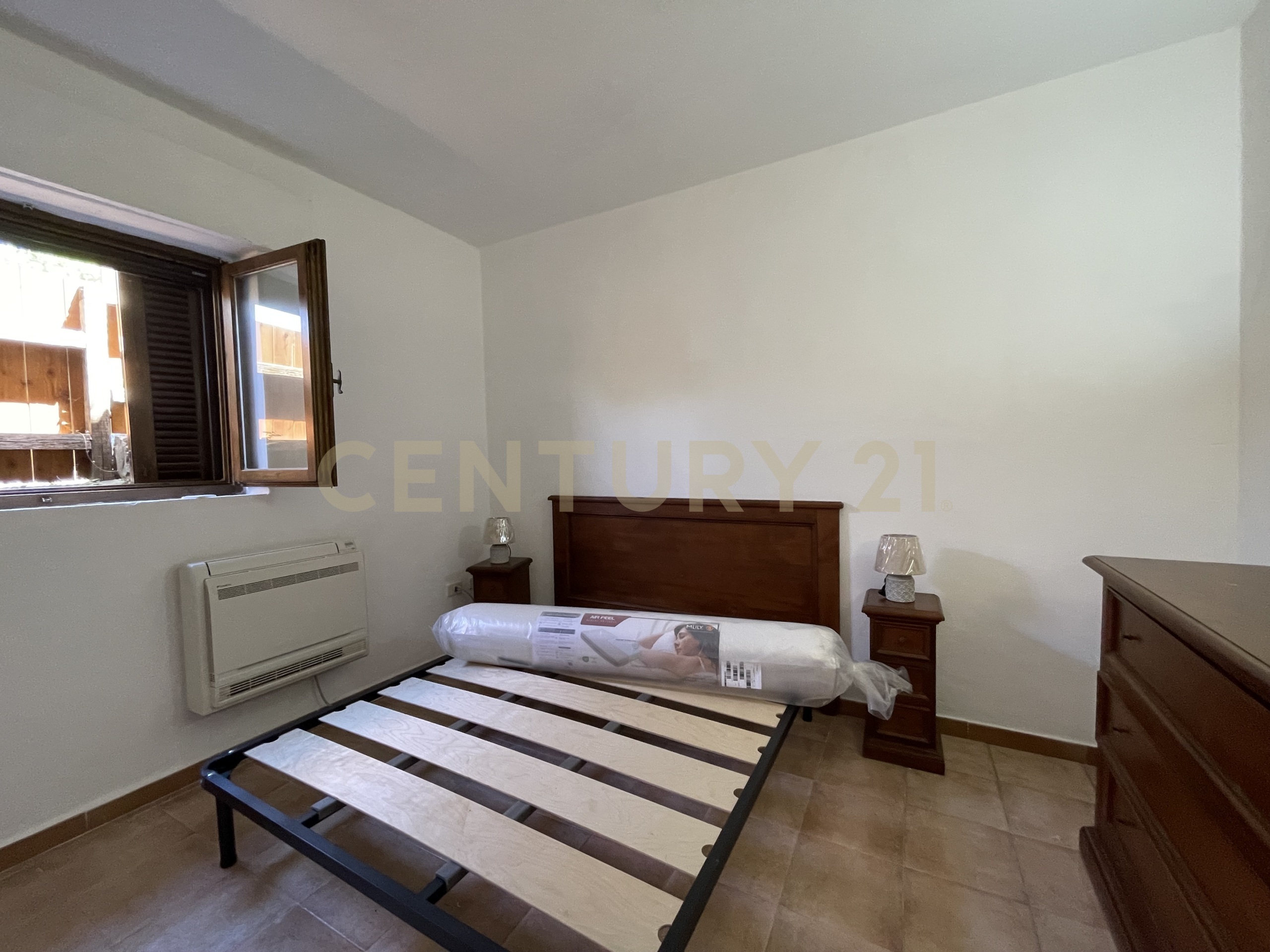 Trilocale con giardino in via delle mimose 4, Orbetello