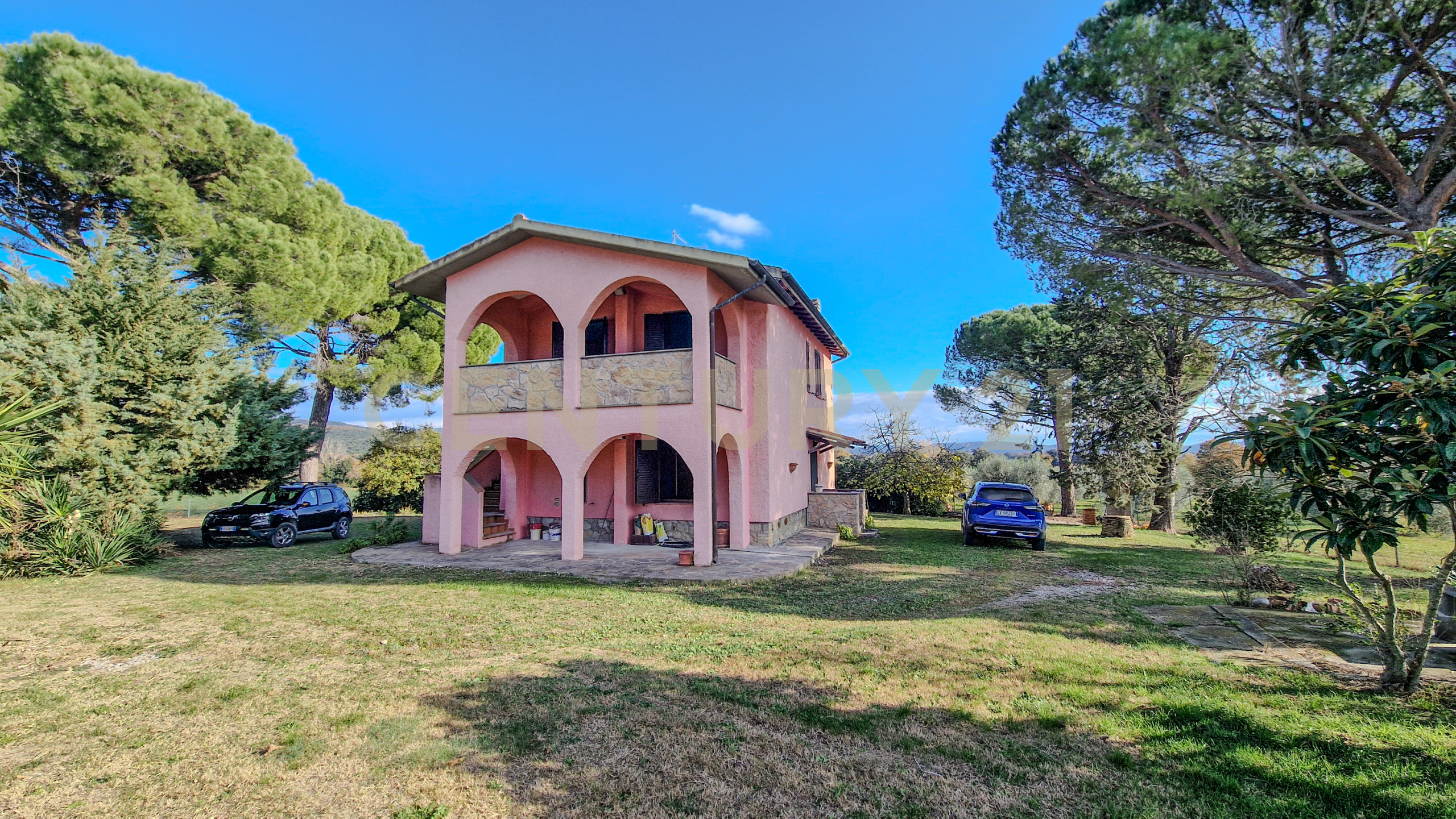 Villa con giardino in pian dei bichi, Roccastrada