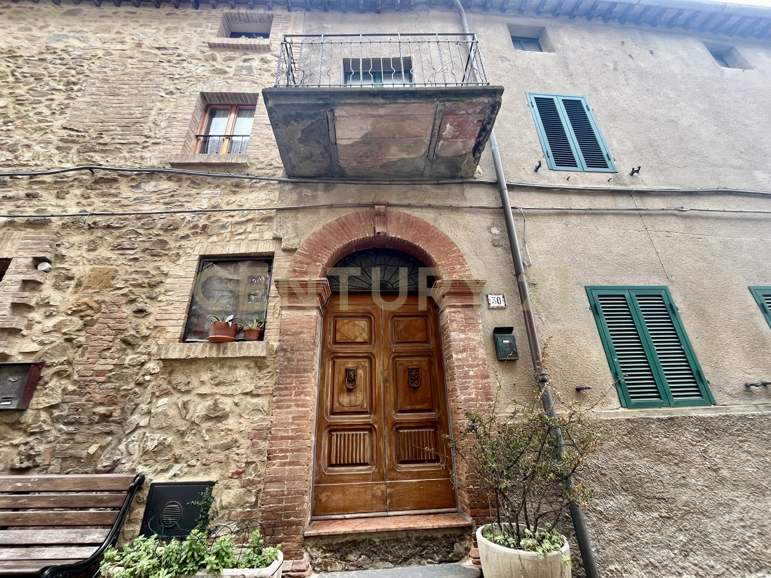 Casa indipendente con terrazzo in via grande 30, Cinigiano