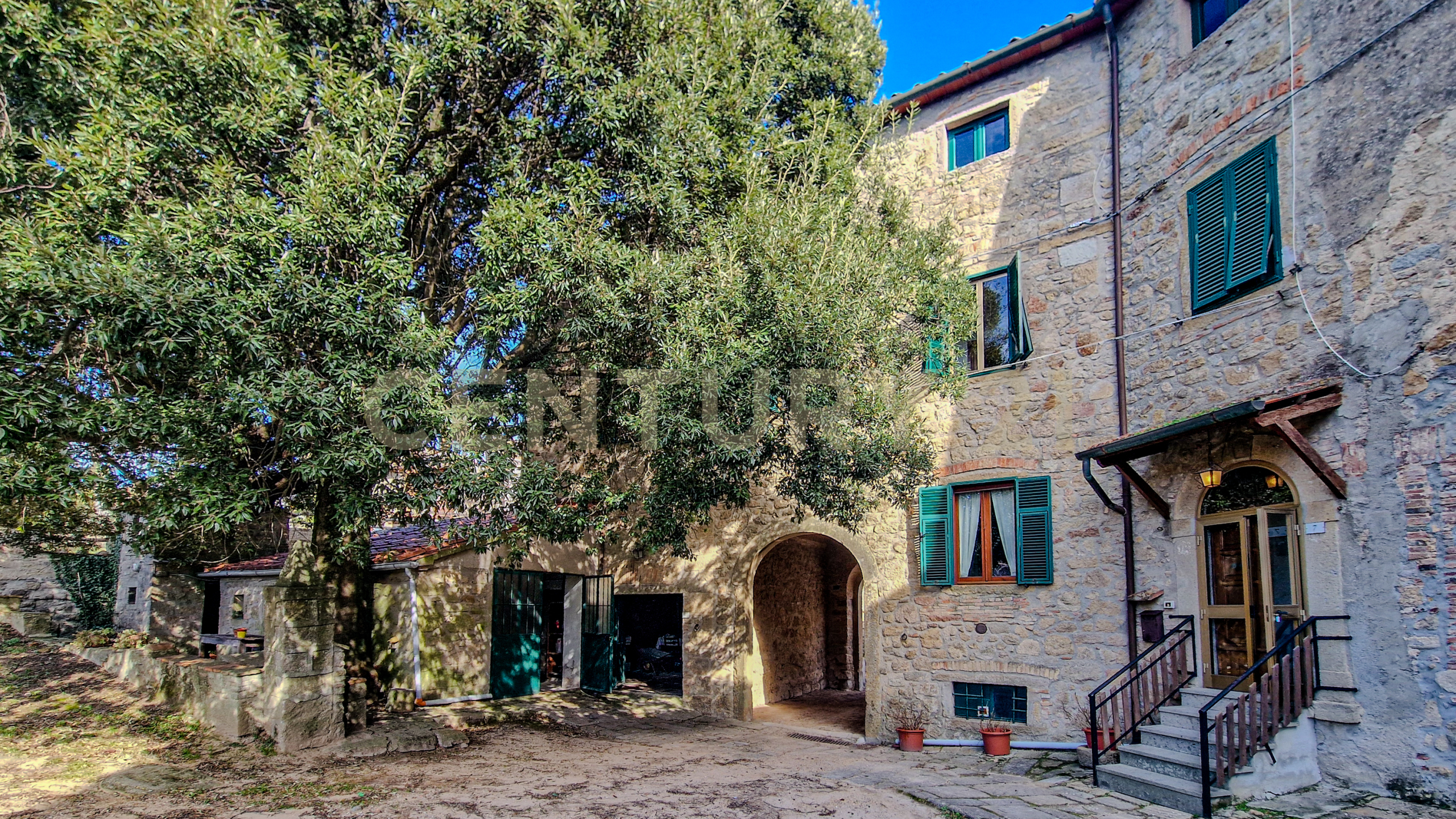 Casa indipendente con giardino in via della pila 7, Roccastrada