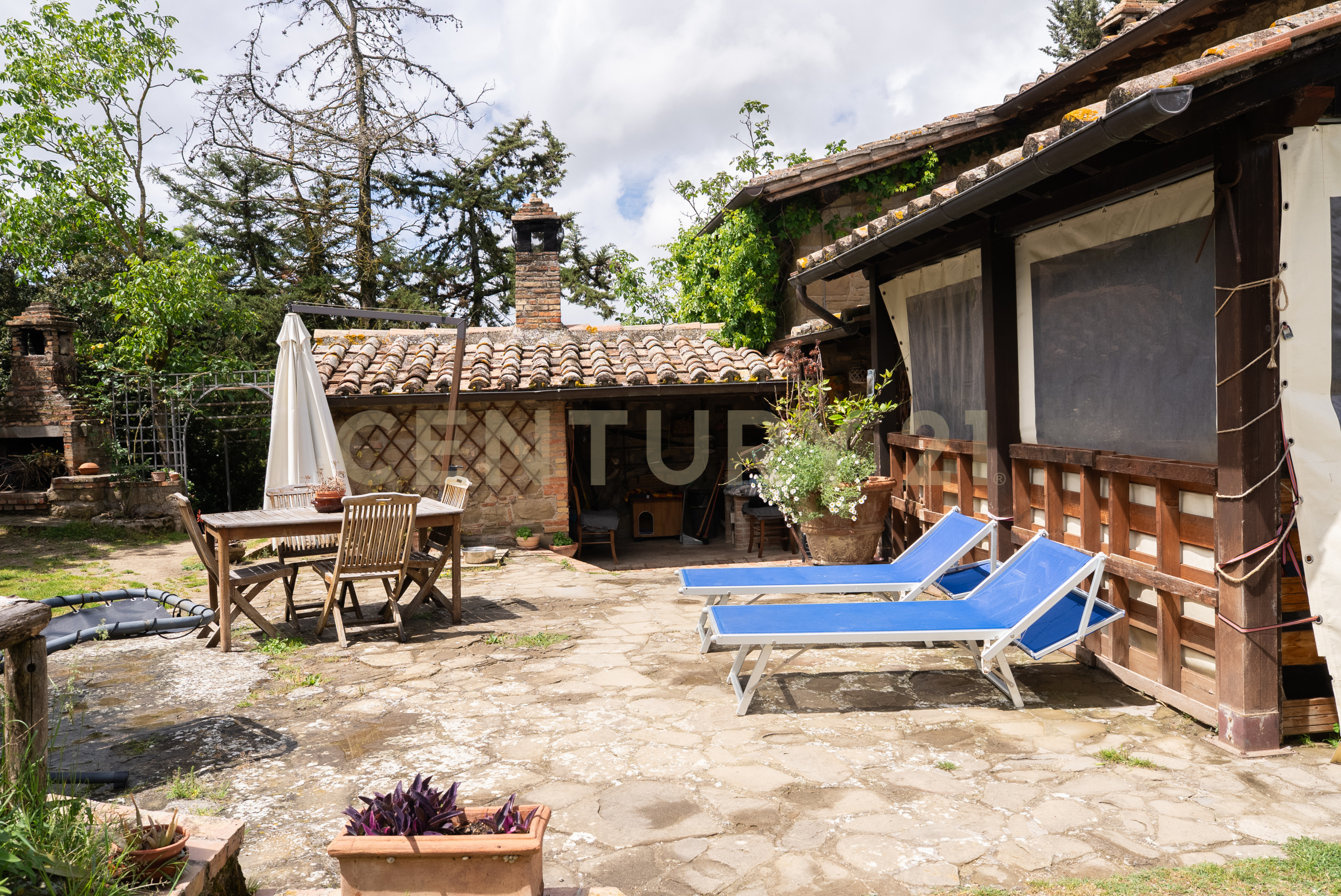 Casa indipendente con giardino in via dei cacciatori 3, Bettona