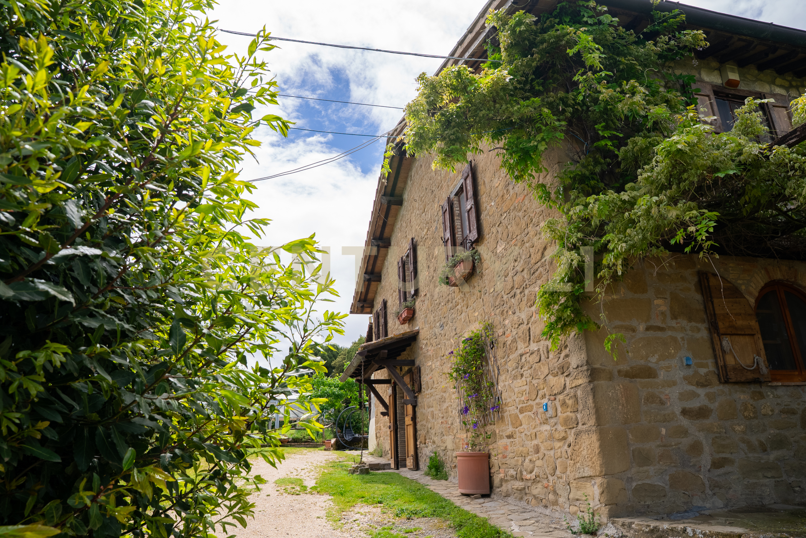 Casa indipendente con giardino in via dei cacciatori 3, Bettona