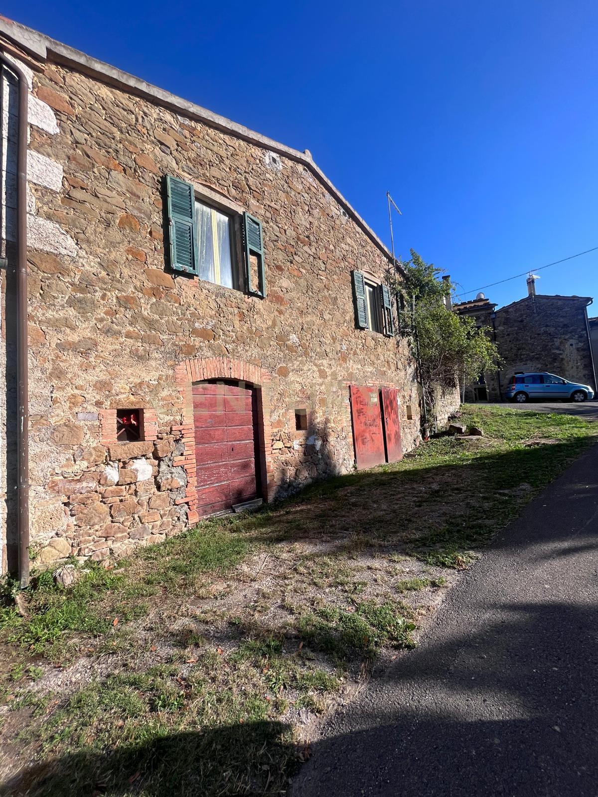 Casa indipendente da ristrutturare in localit poggio murella, Manciano