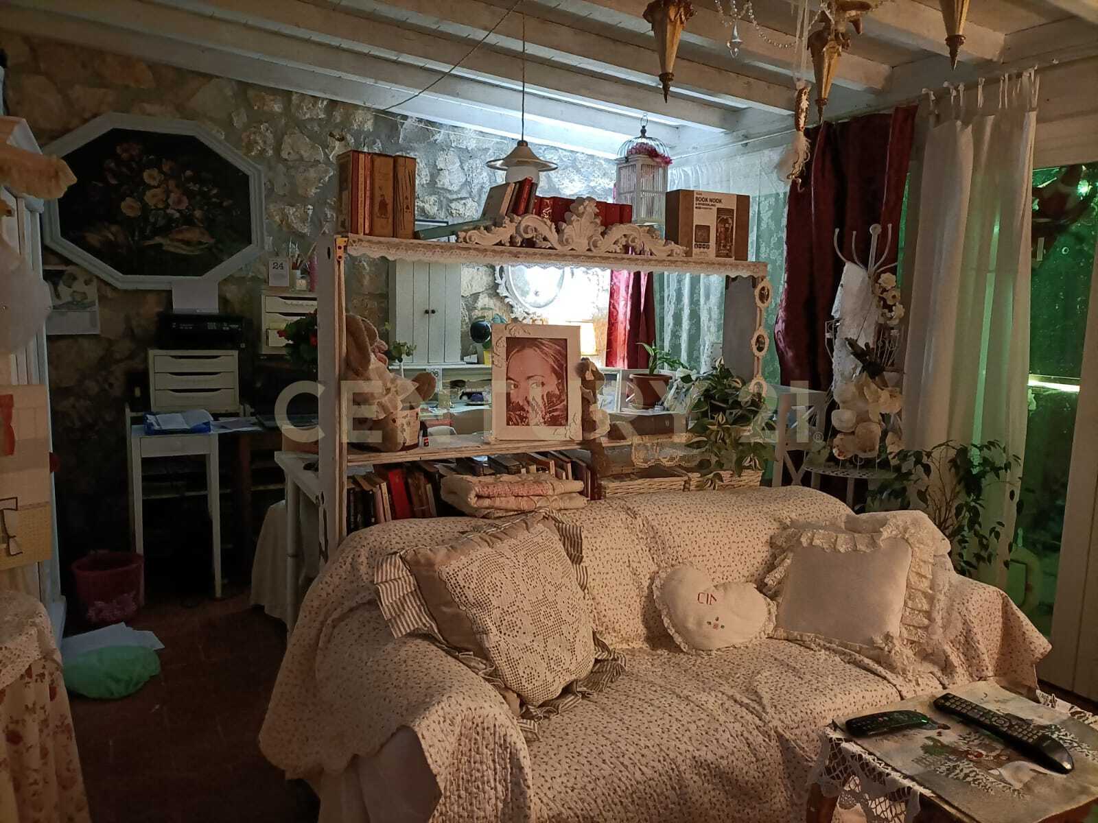 Casa indipendente con giardino in via tribuno tonini 1010, Semproniano